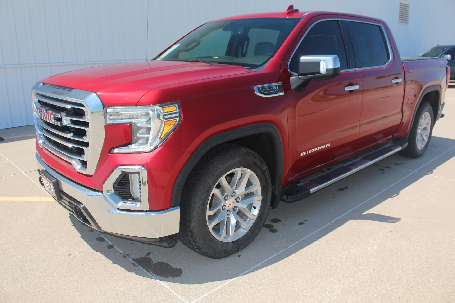2021 GMC Sierra 1500 SLT